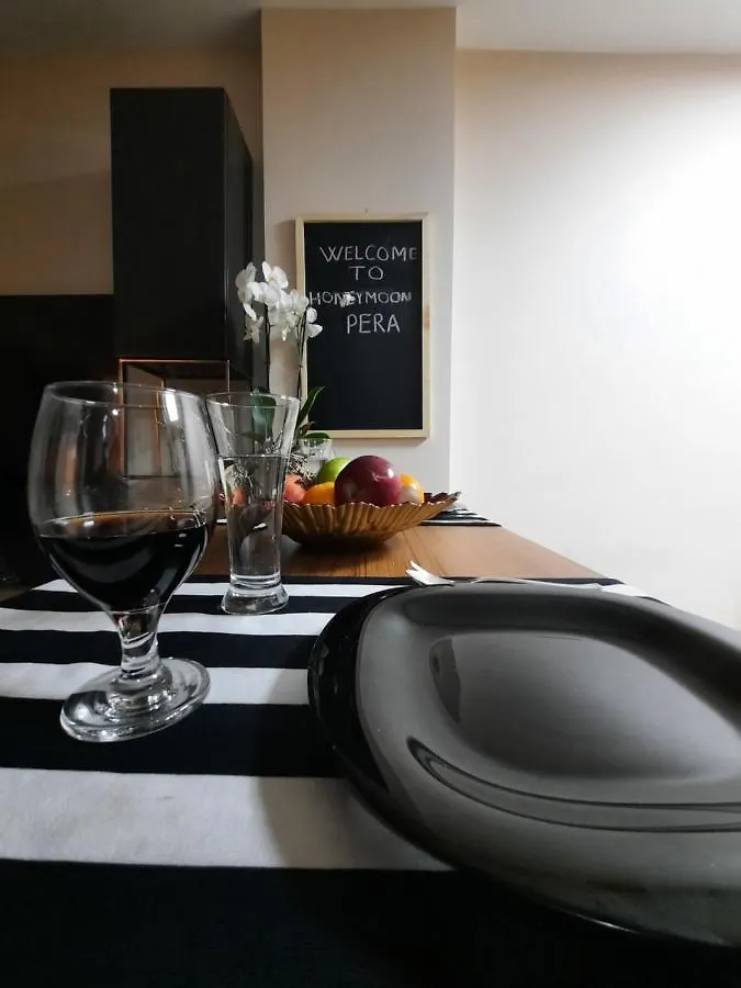 Moon Pera Suites Istanbul 0*,